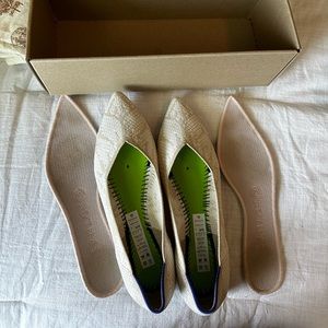 Rothy’s size 8 Lily flats 🤍